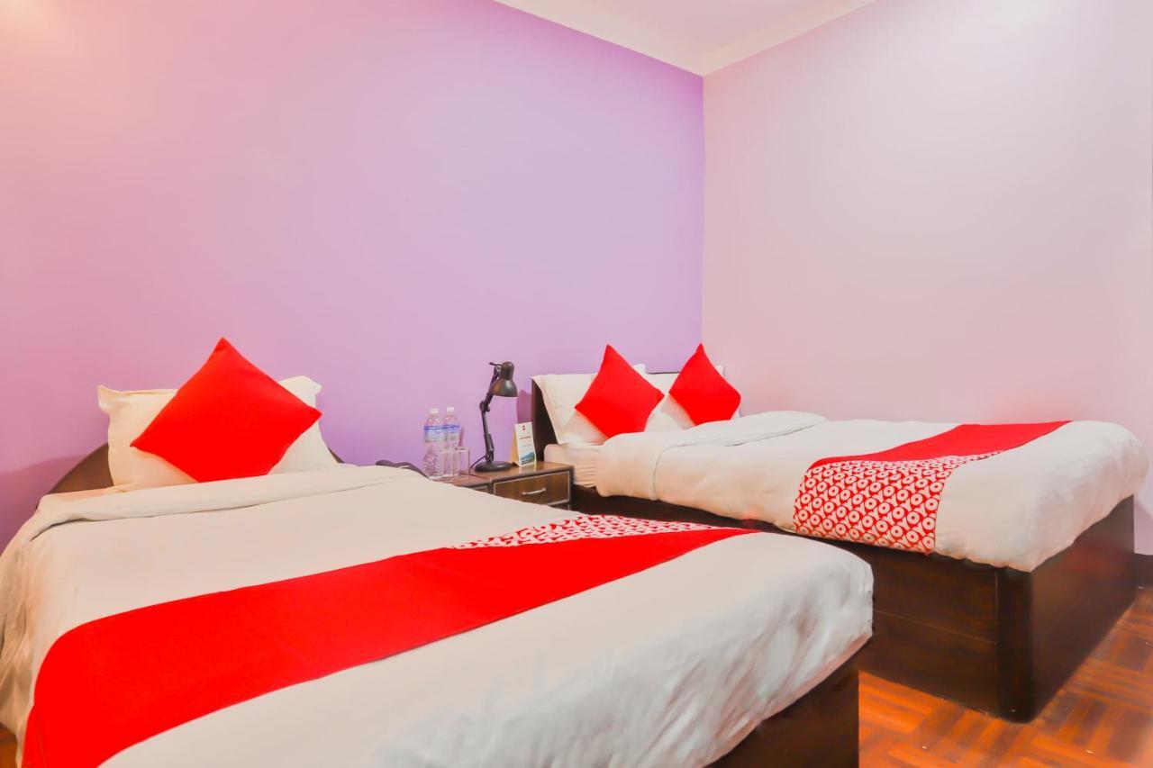Oyo 720 Lekali Homes And Restaurant Kathmandu Bagian luar foto