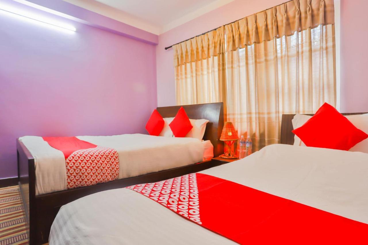 Oyo 720 Lekali Homes And Restaurant Kathmandu Bagian luar foto