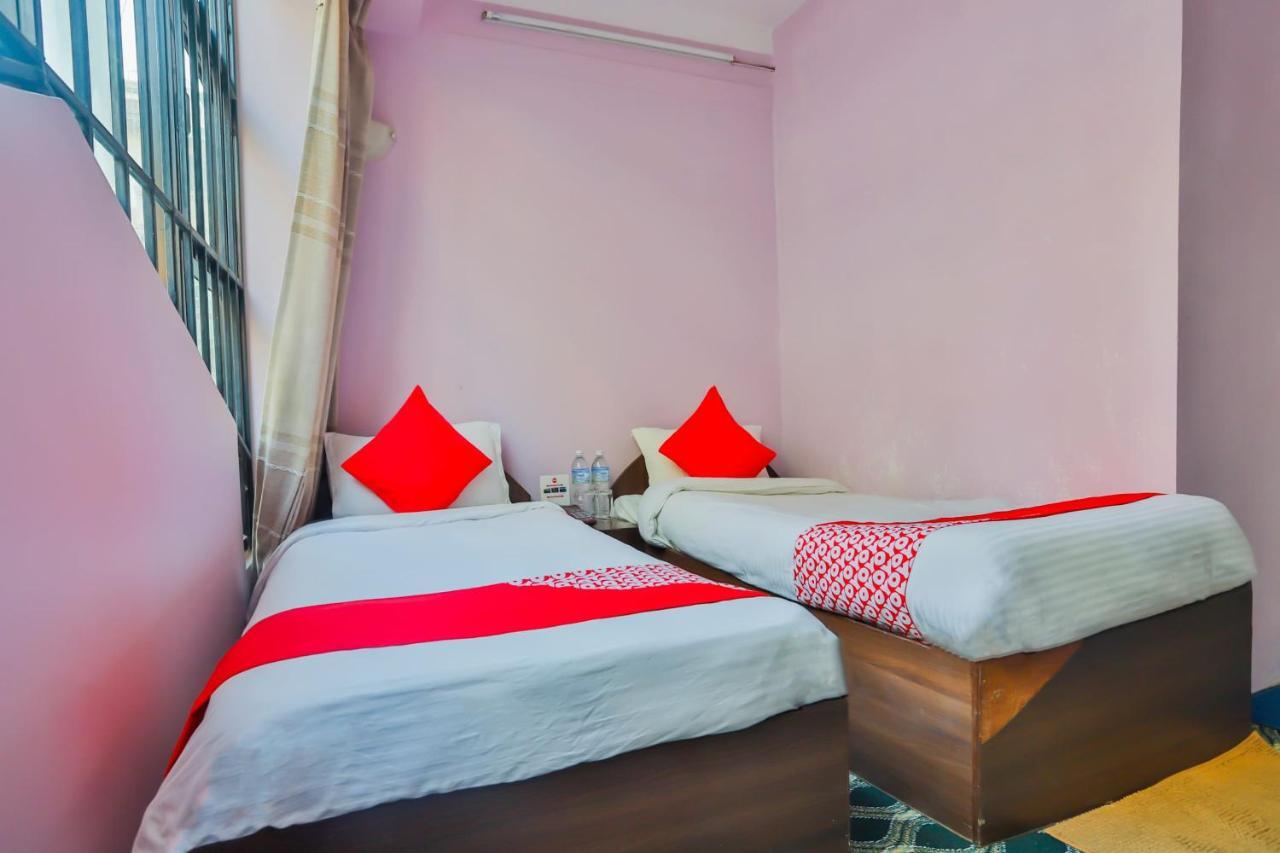 Oyo 720 Lekali Homes And Restaurant Kathmandu Bagian luar foto