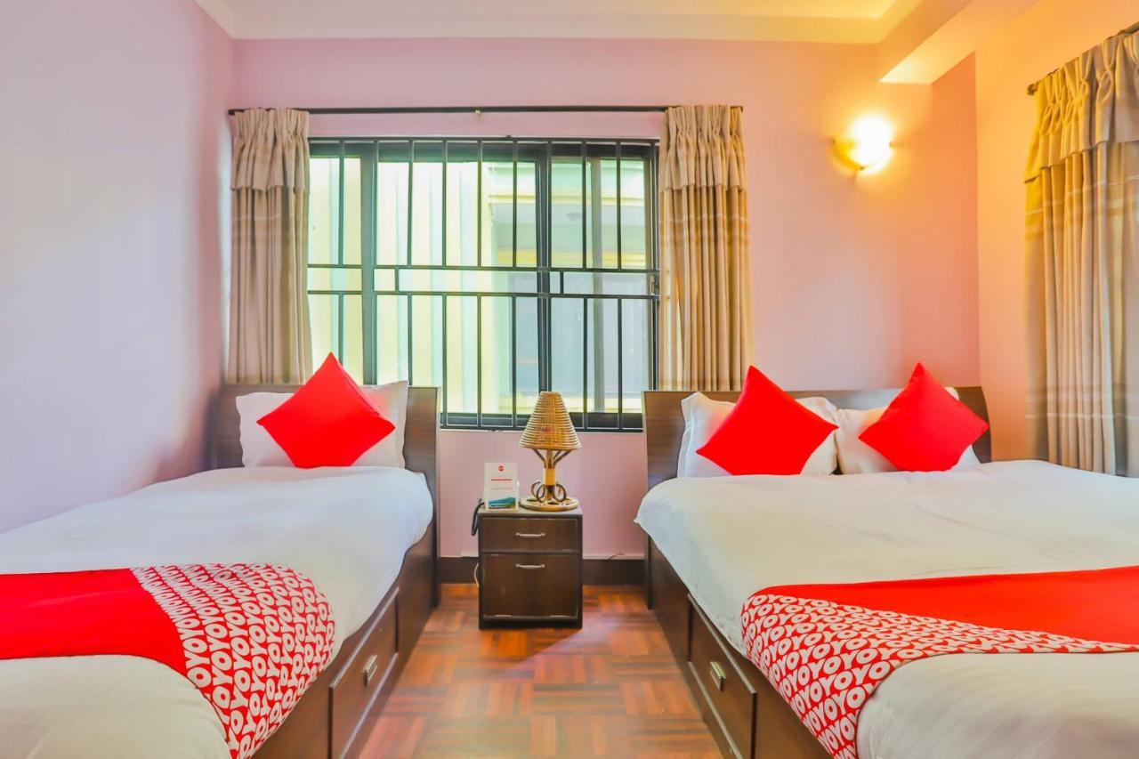 Oyo 720 Lekali Homes And Restaurant Kathmandu Bagian luar foto